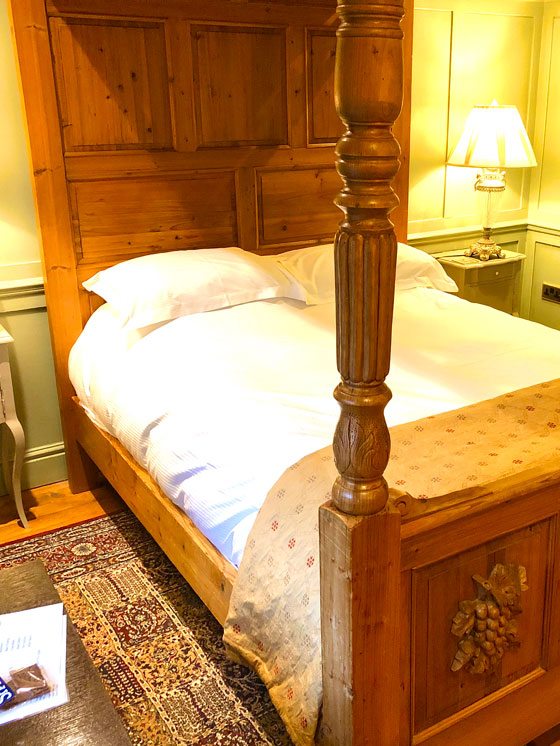 Four Poster Bed